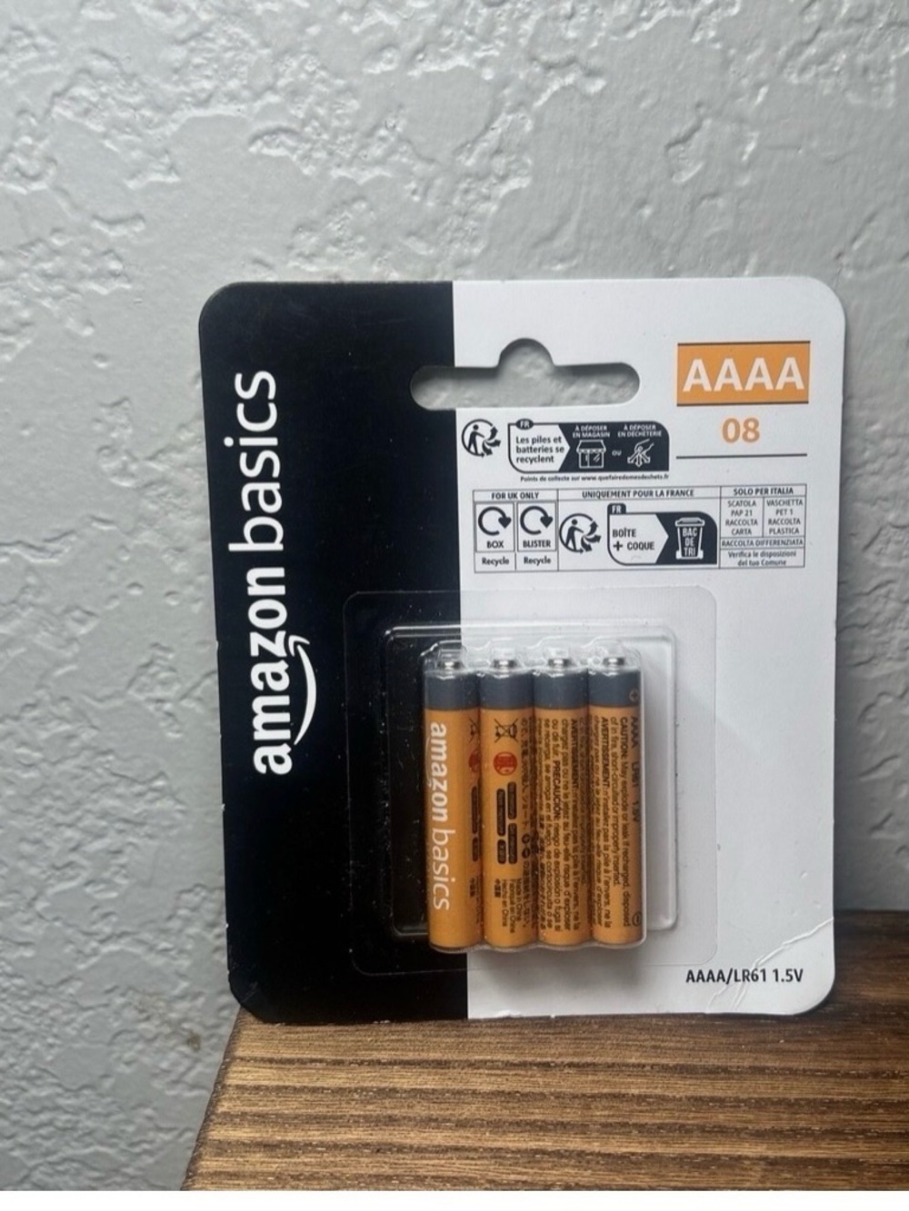 Nwt- AAAA 1.5V Batteries - Gold (4 Pack)